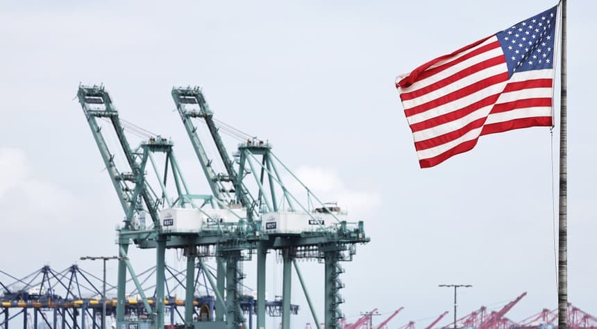 White House Struggles to Clarify Tariff Policy Following Supreme Court Setback